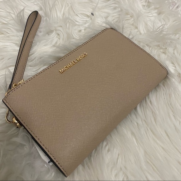 New Michael Kors jet set travel large double zipper wristlet wallet - Picture 3 of 8